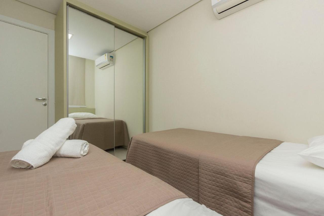 Riomaggiore 201 -Lindo Apartamento 200M Da Praia De Bombas - Excelente Custo Beneficio - Roupas De Cama E Toalhas Inclusas. Bombinhas Kültér fotó
